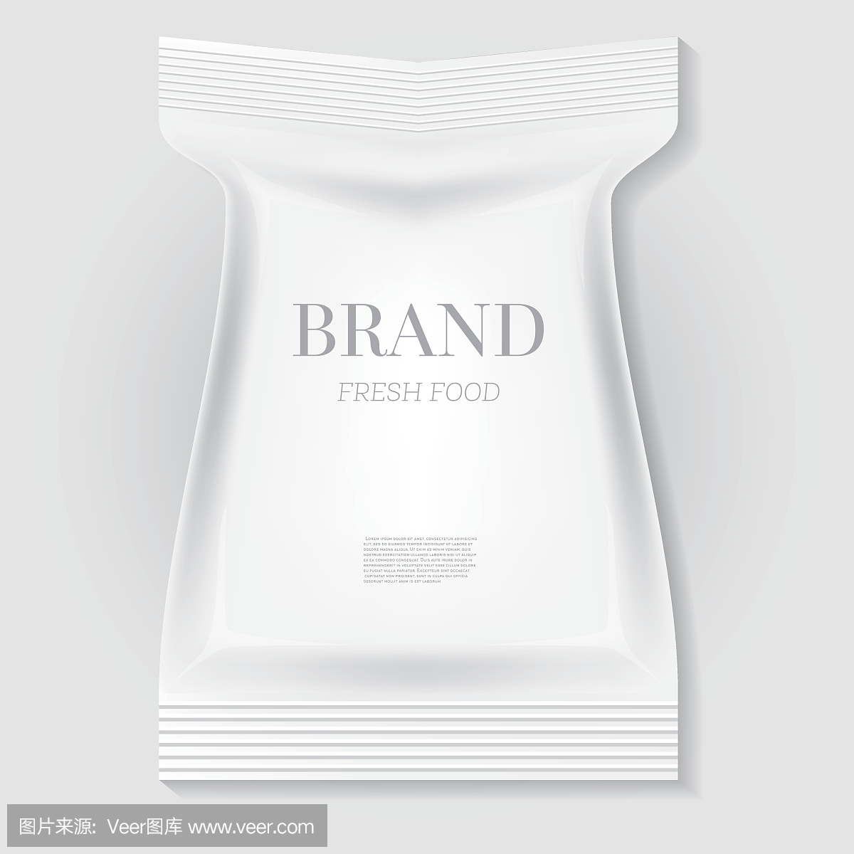 白色空白食品零食袋与拷贝空间。